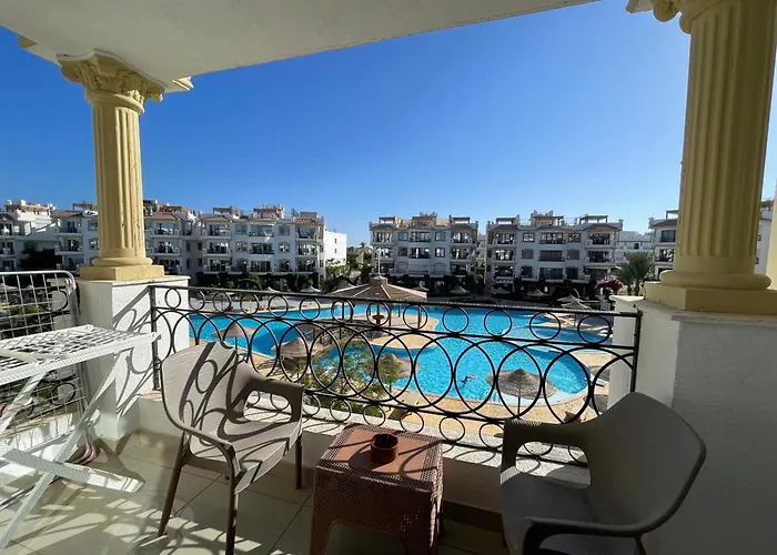 Apartment Hills Two Bedrooms *
